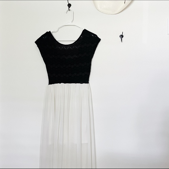 Forever 21 Midi Dress - Picture 4 of 5